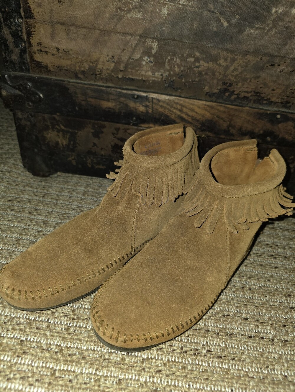 Minnetonka Moccasins Size 7